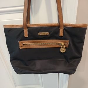 MICHAEL KORS HANDBAG BLACK NYLON TOTE BAG